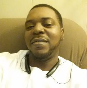 Meet your Posher, Tee